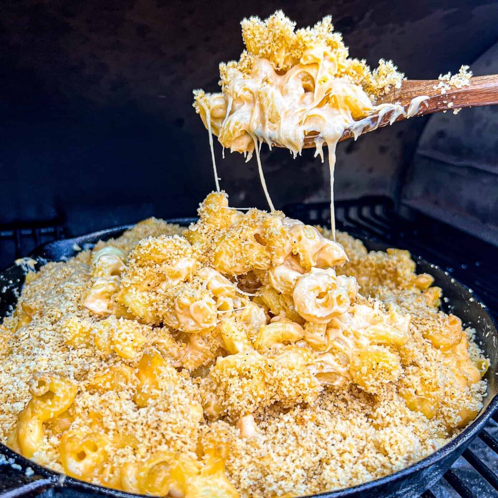 Best-Traeger-Smoked-Mac-And-Cheese-With-Gouda-Sip-Bite-Go